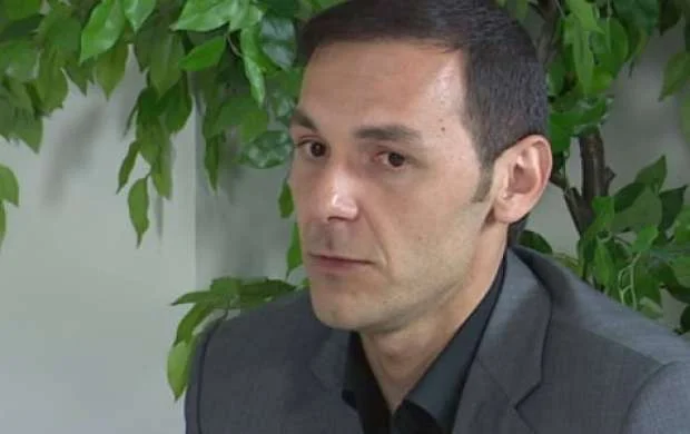 Kamran Ağayev: “32 yaşım var, sevirəm sözünü deməmişəm” (VİDEO) 