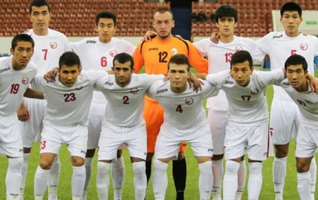 Qırğızıstan millisi Bakıya 23 futbolçu ilə gəlir 