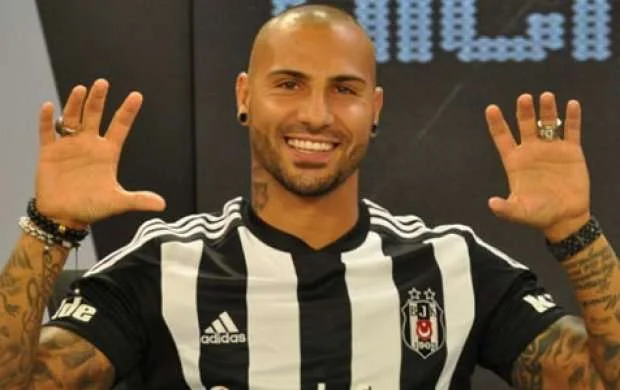 "Beşiktaş" ulduzunu satır 