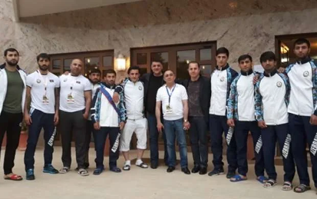 3 samboçumuz Yunanıstanda bürünc medal qazandı 