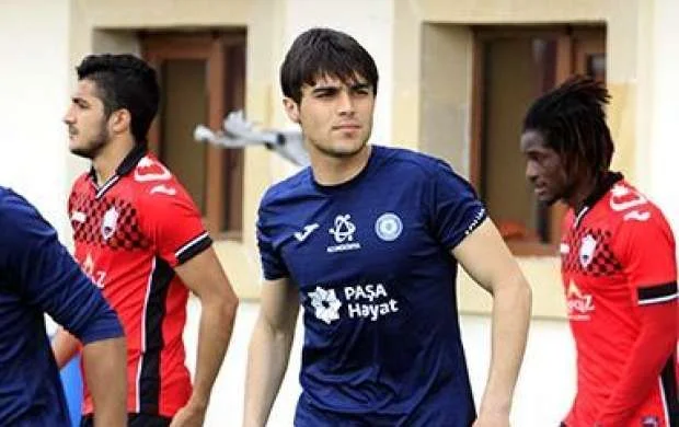 Yunanov "Sumqayıt"dan getdi 