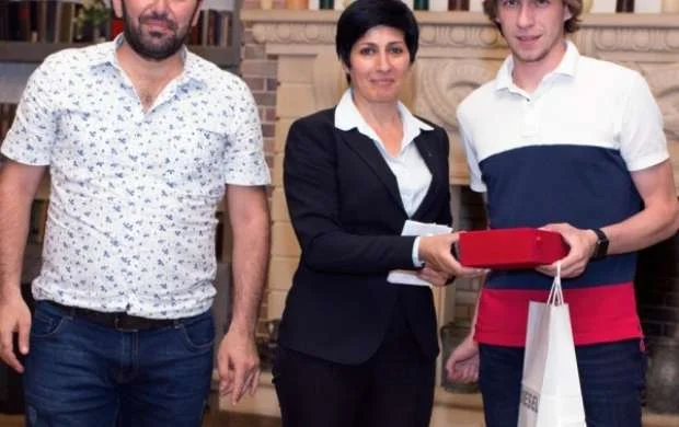 "Səbail" göndərdiyi futbolçunu mükafatlandırdı - FOTO 