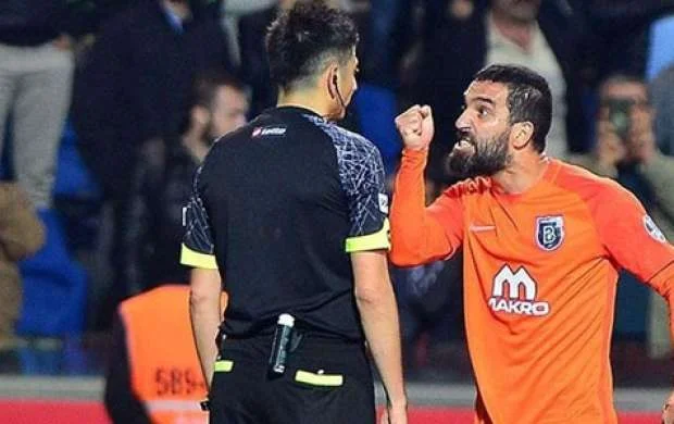 TFF Arda Turanın cəzasını azaltdı 