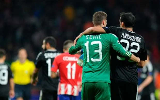 “Qarabağ” dağılmır, təmizlənir 