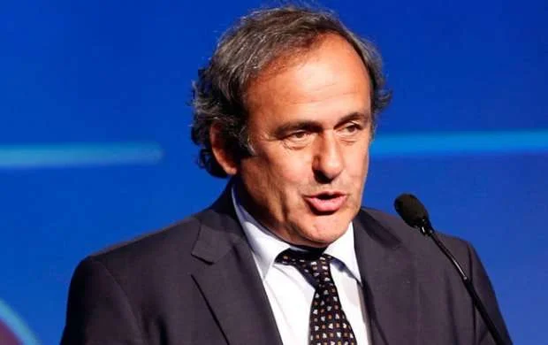FİFA Platinini bağışlayacaqmı? 