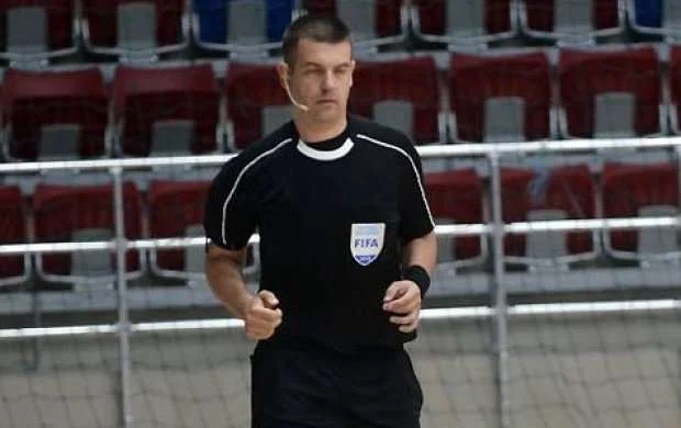Azərbaycanlı hakim kateqoriyada gerilədi 