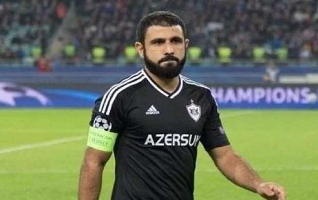 Rəşad Sadıqov yeni müqavilə imzalayır - Daha bir il... 