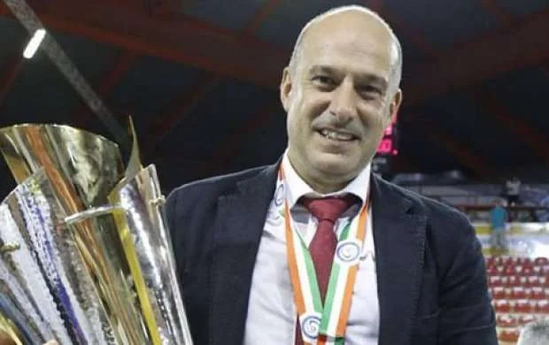 Millimizin sabiq baş məşqçisi İtaliya çempionu oldu 