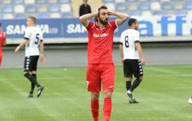 "Keşlə" 3 futbolçu ilə müqavilə imzaladı 