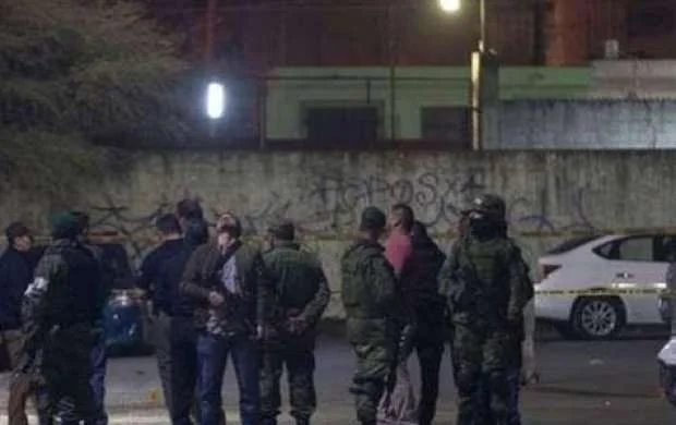 Meksika qarışdı: 14 azarkeş qətlə yetirildi 