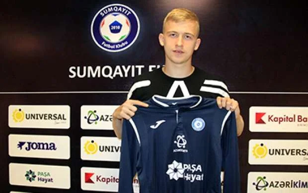 "Zenit"in futbolçusu "Sumqayıt"da 