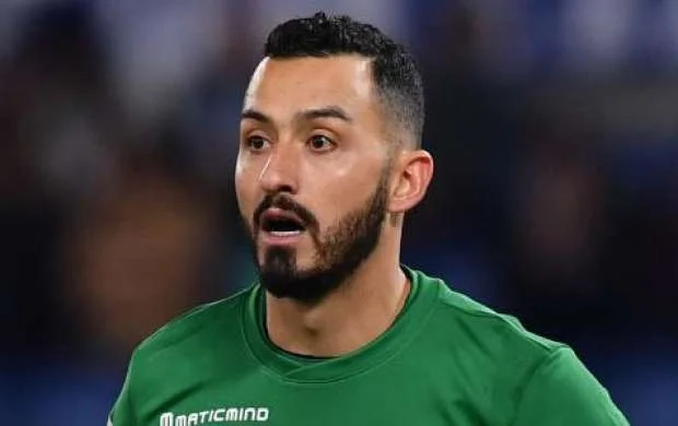 “Qarabağ” bu futbolçuya 300 min avro maaş təklif edib 