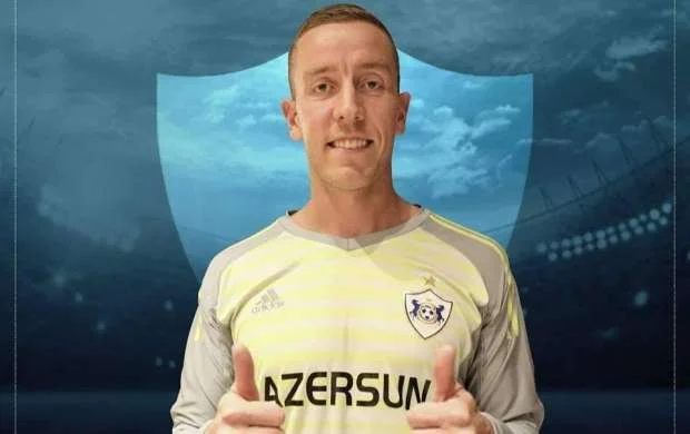 "Qarabağ" İslandiya millisinin qapıçısını təqdim etdi - FOTO 