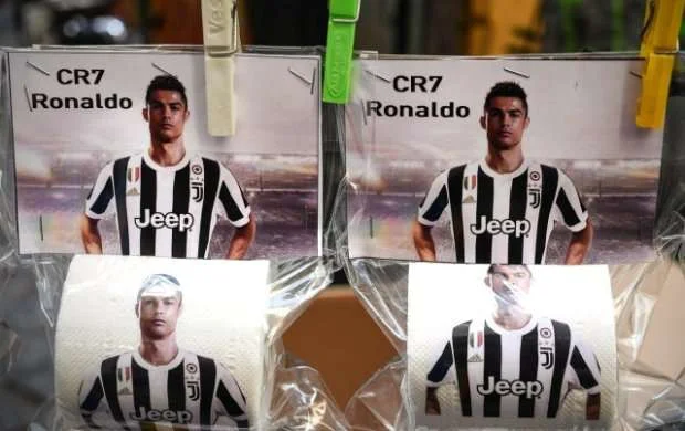 Azarkeşlər Ronaldonun fotosundan tualetdə istifadə edəcək 