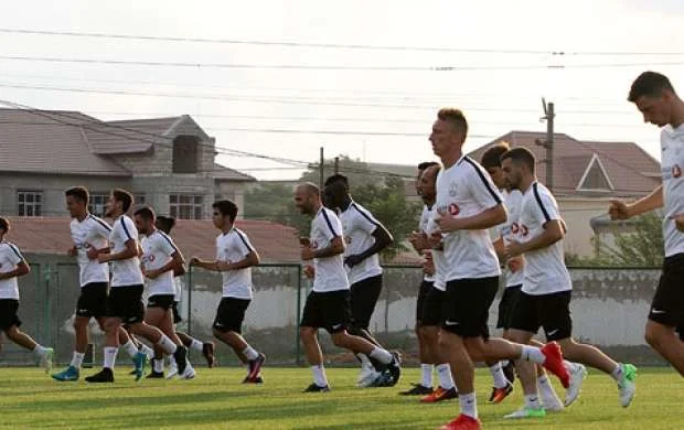 "Neftçi" 1 ayda 1 milyon manatı necə havaya sovurdu? 