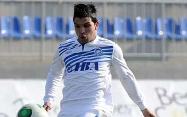 Rumıniya klubu "Keşlə"nin futbolçusuna təklif göndərdi 