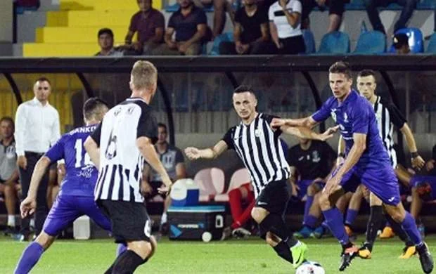 "Neftçi"nin fiaskosunu öncədən gördü, pul qazandı 