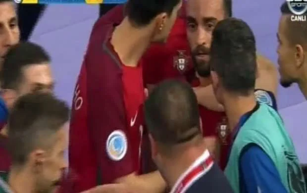 Zaur Axundov uzunmüddətli cəzadan necə qurtuldu? 