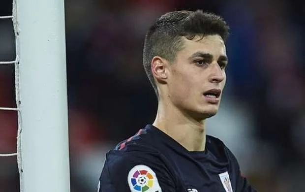 "Çelsi" futbol tarixinin ən bahalı qapıçısını transfer etdi - RƏSMİ 