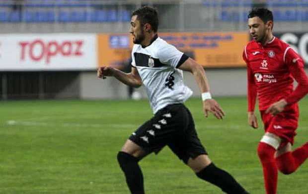 "Neftçi" azlıqda qalan "Sumqayıt"ı yendi  