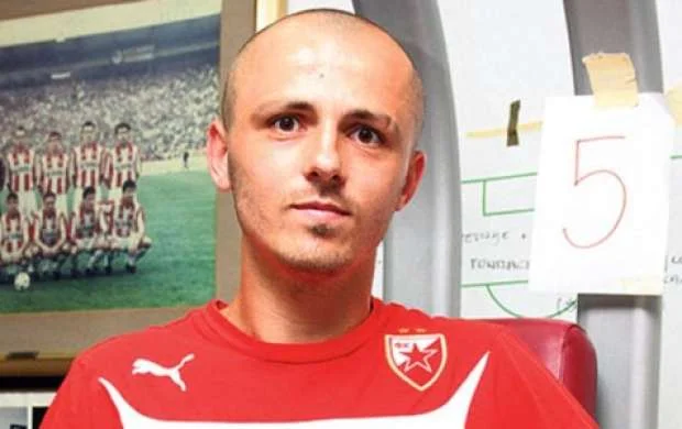 “Keşlə”nin futbolçusu linza ilə oynadığını təsdiqlədi 