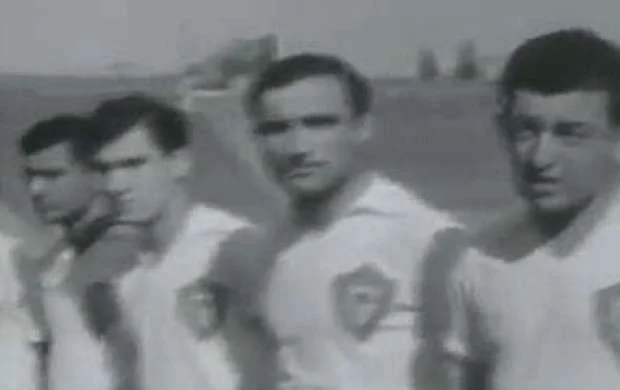 Atatürk "Neftçi" ilə yoldaşlıq oyunu keçirən komandaya azarkeşlik edib - VİDEO 