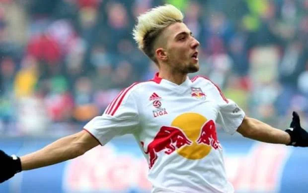 "Barselona" sloveniyalı futbolçu transfer edir 