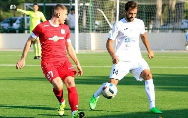 Millimizə ilk dəfə çağırılan müdafiəçi: "Həyəcanlıyam..." 