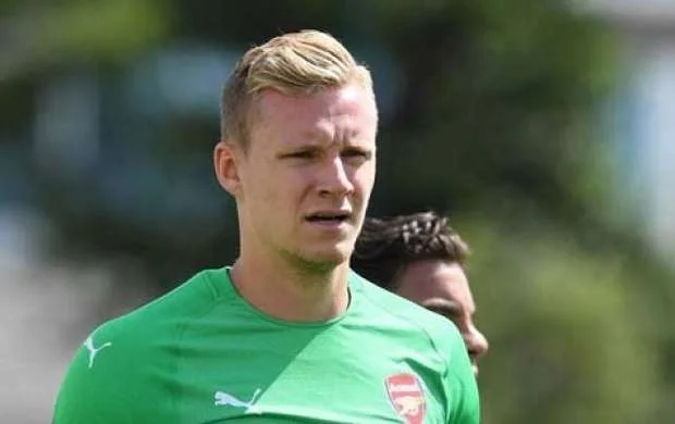 "Arsenal"ın qapıçısı: "Azərbaycan azarkeşləri çox çılğındı" 