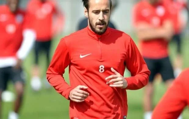 Milli futbolçumuzdan uğurlu debüt 