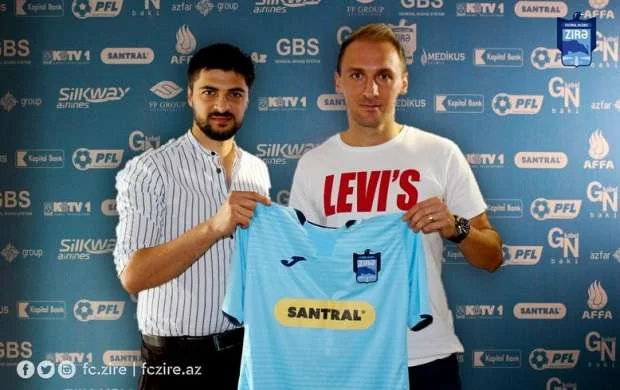 "Zirə" rumıniyalı futbolçunu heyətinə qatdı - FOTO 