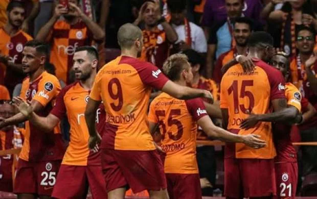 "Qalatasaray"ın Çempionlar Liqası üçün heyəti - SİYAHI 