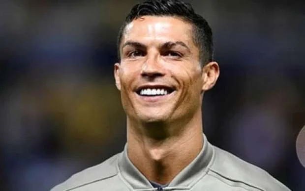 Ronaldonun maaşı A Seriyasındakı 10 klubun büdcəsindən çoxdu 