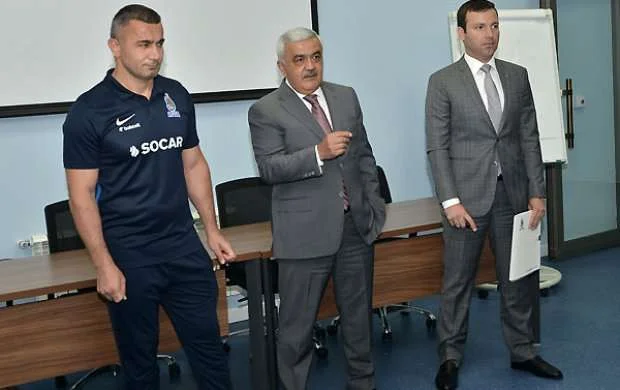 Rövnəq Abdullayev millinin üzvləri ilə görüşüb - FOTOLAR 