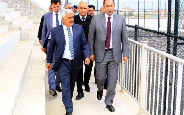 Rövnəq Abdullayev "Sumqayıt"ın bazasını gəzdi - FOTO 