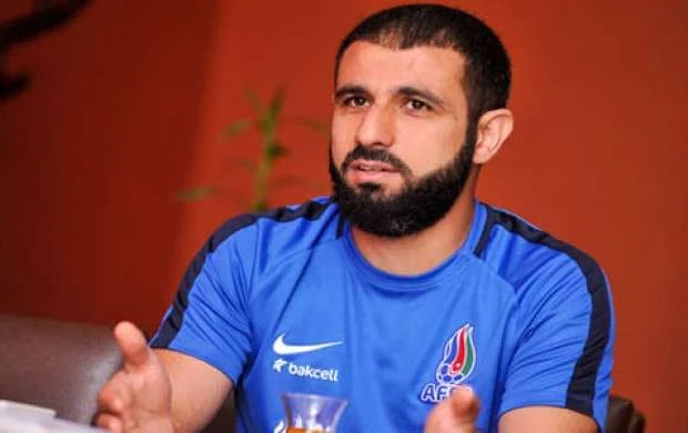 Rəşad Sadıqov: "İsrarla istəsəydilər, milliyə qayıdardım" 