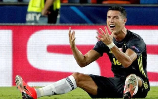 Ronaldo ilə bağlı araşdırma başladı 