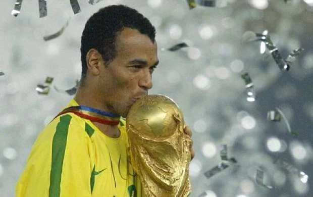 Braziliyalı ikiqat dünya çempionu Bakıya gəlir 