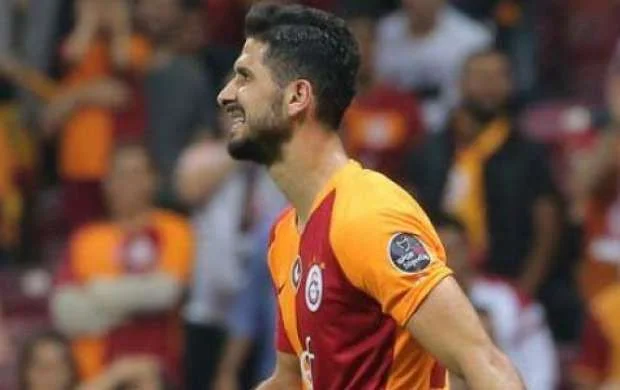 "Qalatasaray"da ağır itki: yeni transferin ayağı sındı 