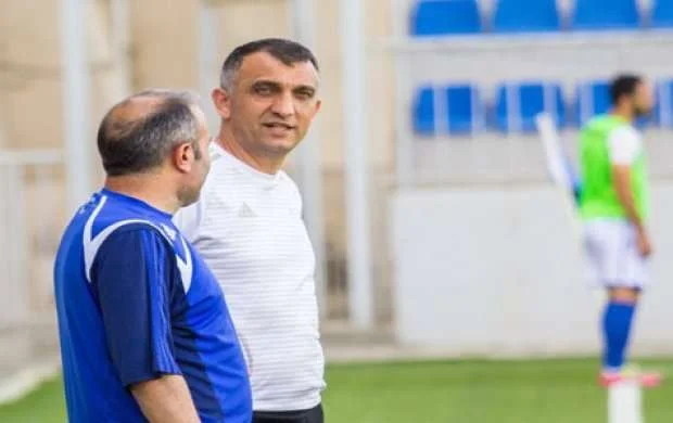 Elşad Əhmədov komandasından razı qalıb 