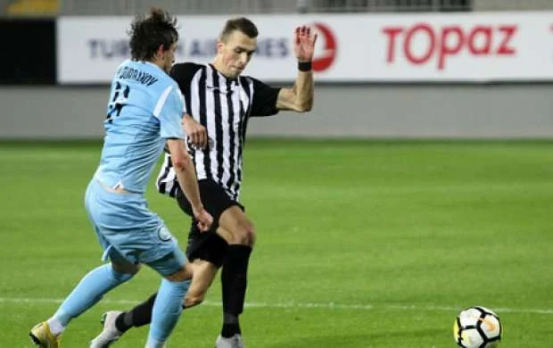 "Neftçi" müdafiəçisini itirdi 