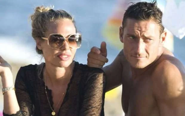 Françesko Totti: "Bir gecədə 6 qız aldatdım, amma..." 