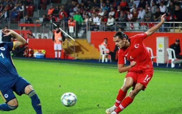 Prosineçki və Şehiç Türkiyə ilə "sülh" bağladı 