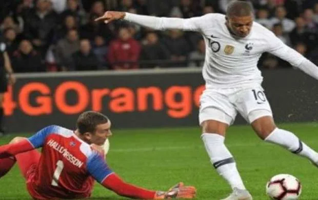 "Qarabağ"ın qapıçısı Fransaya qarşı oynadı 