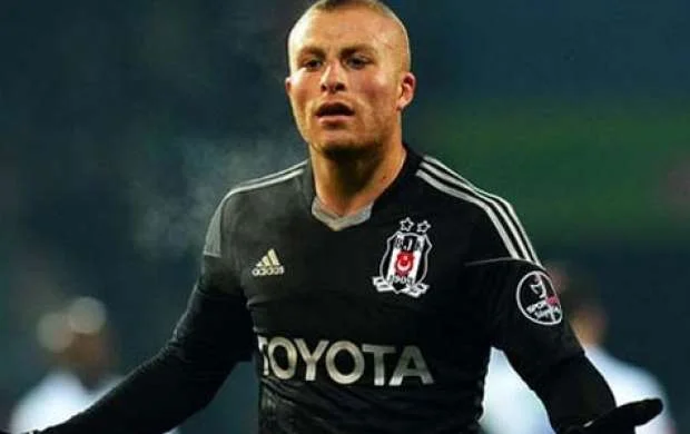 Şenol Günəş futbolçunu məşqdən qovdu 
