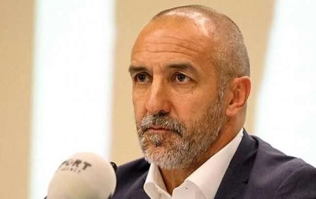 “Neftçi”nin baş məşqçisi: "Yalnız mix-matç keçirdik" 