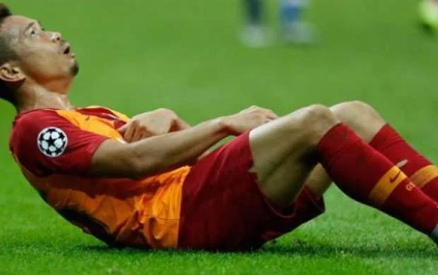 "Qalatasaray"ın futbolçusunun ağciyəri zədələndi 