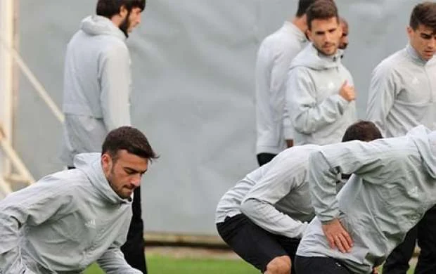 "Qarabağ" "Neftçi" üçün başladı 