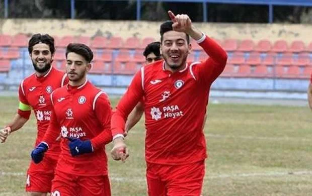 "Səbail" və "Kəpəz" darmadağın oldu 