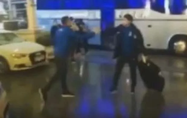 Millimizi Kosovada cəmi bir azarkeş qarşıladı - VİDEO 